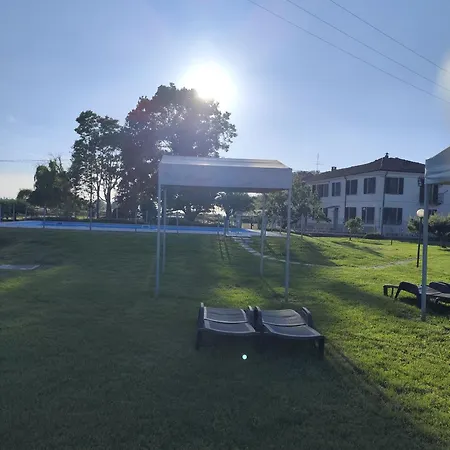 Guest house La Crota 3*