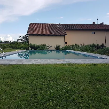 La Crota Guest house 3*